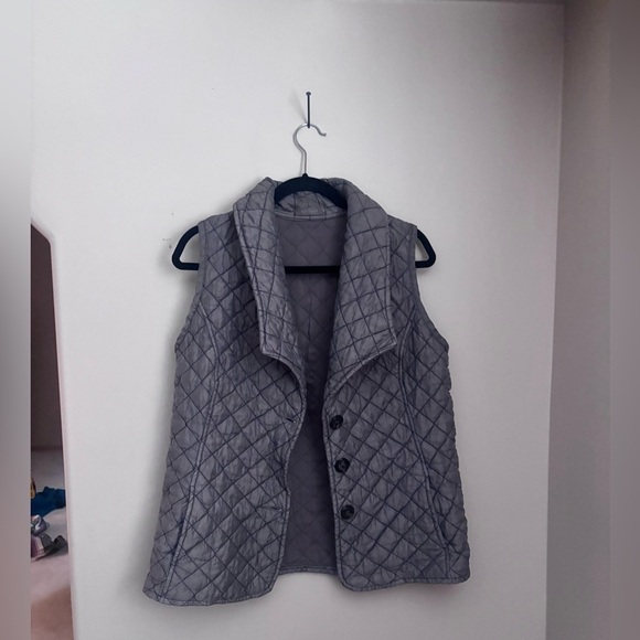cut loose Jackets & Blazers - CUT LOOSE | quilted vest | size medium